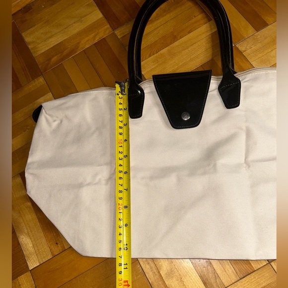 Small FOLDABLE overnight shoulder cream tote Bag - Picture 6 of 8